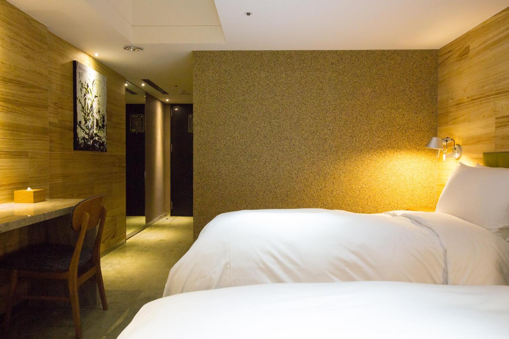 Inhouse Hotel Taichung Værelse billede