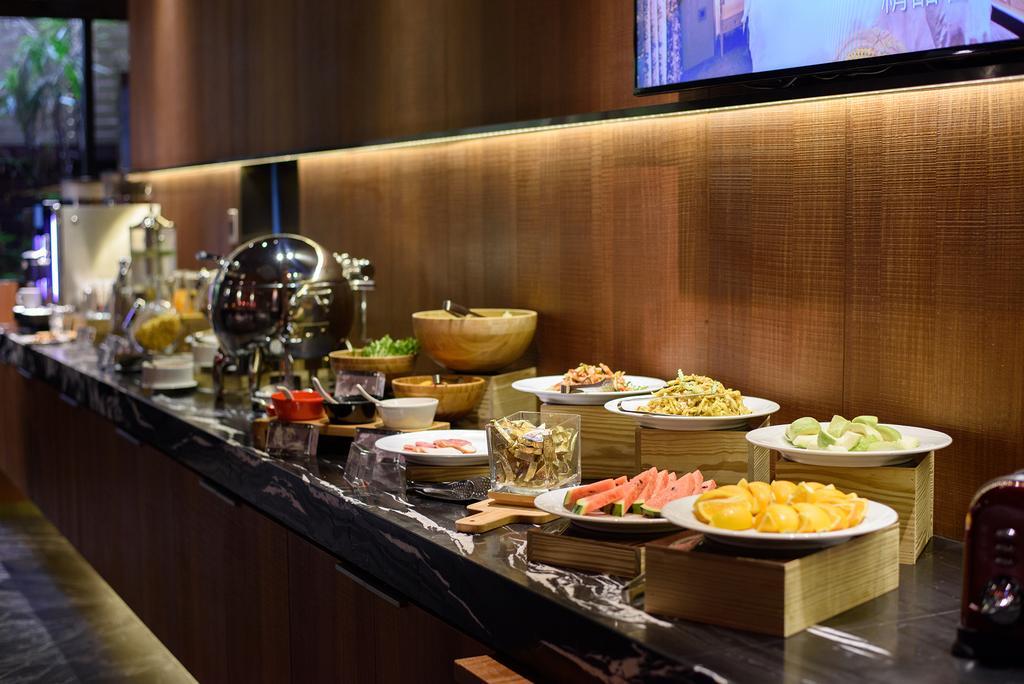 Inhouse Hotel Taichung Eksteriør billede