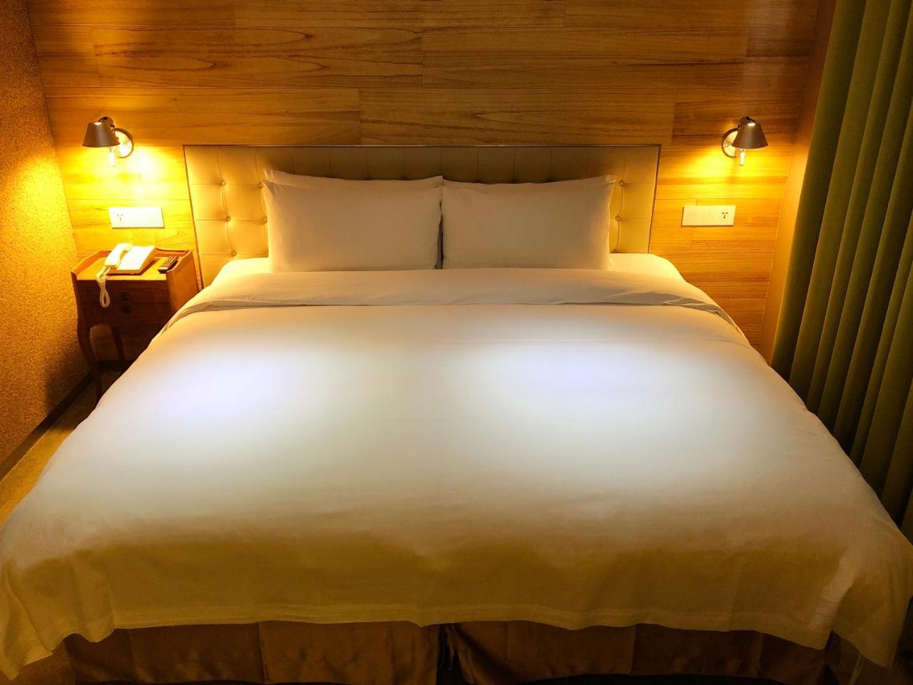 Inhouse Hotel Taichung Eksteriør billede